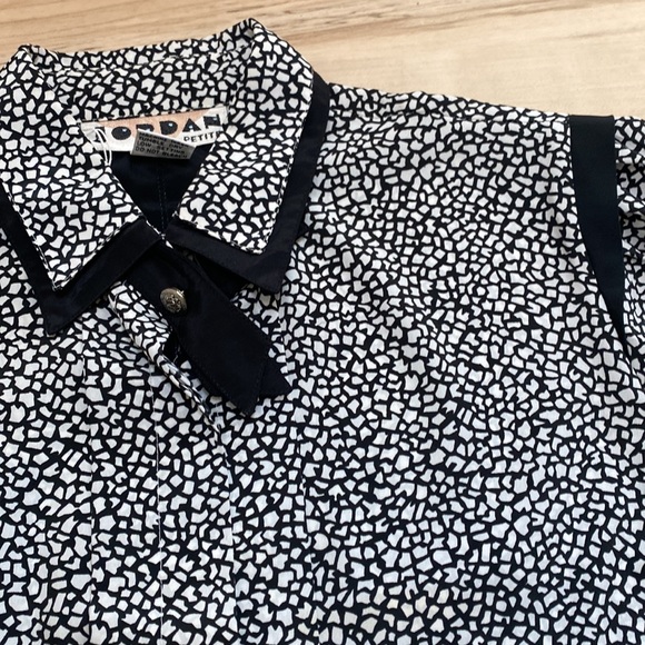 Jordan Petite Womens Size 8 Black & White Blouse - Picture 2 of 9